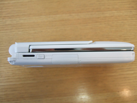 f906i